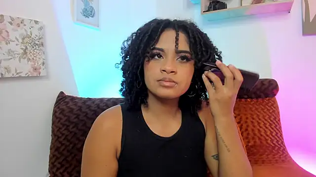 camilafoox7 online show from December 4, 2025, 3:16 am