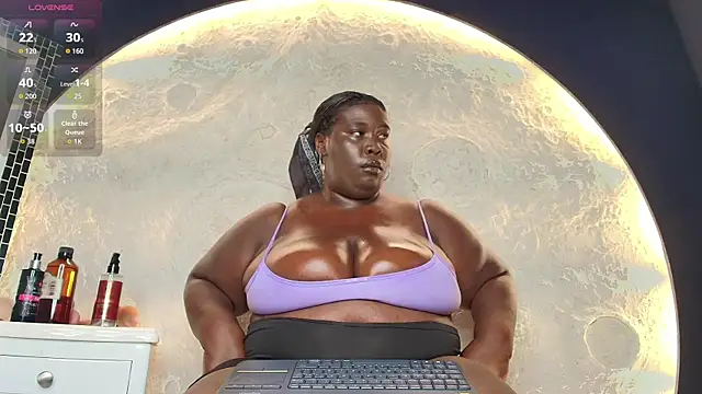 CarolinaGomez  online show from November 10, 2025, 7:30 pm