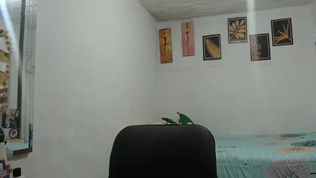 Emily babybo online show from October 17, 2025, 11:06 pm