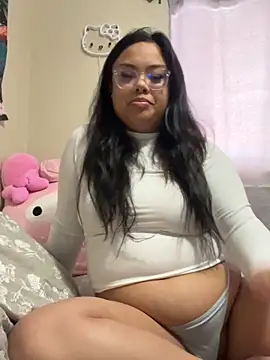 kiaradanielaxx online show from November 26, 2025, 3:34 pm