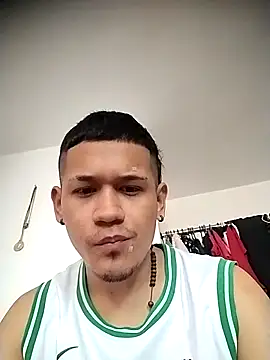 Mohamedxxx13 online show from October 1, 2025, 3:38 pm