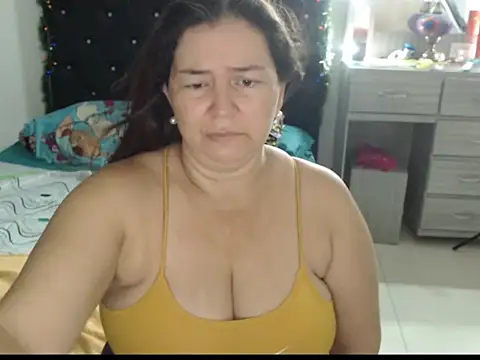 nataboobs online show from December 15, 2025, 9:20 pm