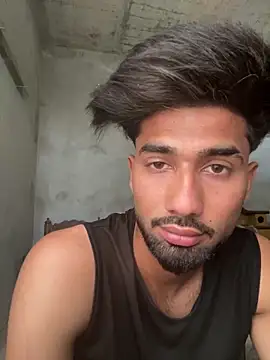 lustyrai online show from April 27, 2026, 10:13 am