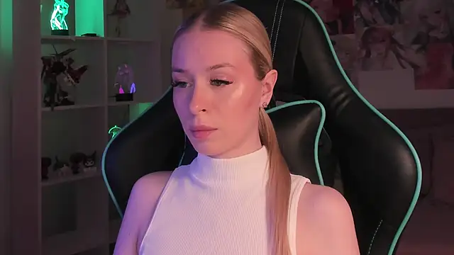 MiaGraces online show from November 20, 2025, 6:03 am