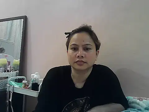 Amarrahlyn online show from July 7, 2026, 9:18 pm