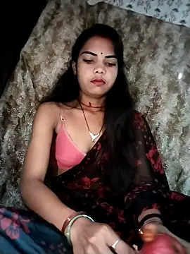 Snapshot of PRACHI-743 chatting on November 4, 2025, 1:31 am PRACHI-743 online show from November 4, 2025, 1:31 am