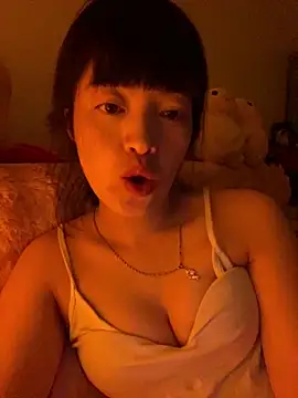 Tramy xx online show from June 3, 2026, 2:55 pm