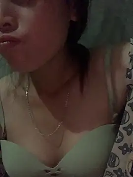 Halyy xx online show from October 19, 2025, 11:57 am