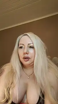 MarinaMargo online show from November 19, 2025, 10:43 pm