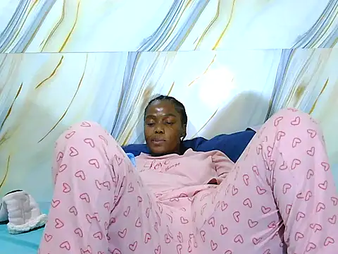 Snapshot of best_frnd chatting on November 25, 2025, 1:50 am best frnd online show from November 25, 2025, 1:50 am