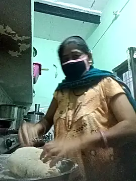 Cute-Charvii online show from February 25, 2026, 1:28 am