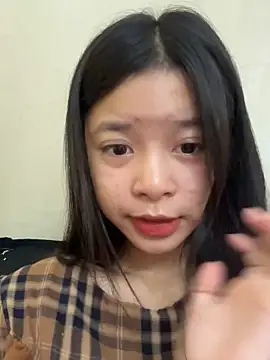 mau15  online show from October 8, 2025, 1:23 pm