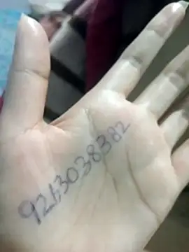 JassiKumari02 online show from November 5, 2025, 7:39 pm