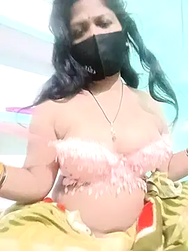 Snapshot of Mona_darling21 chatting on December 23, 2025, 9:30 am Mona darling21 online show from December 23, 2025, 9:30 am