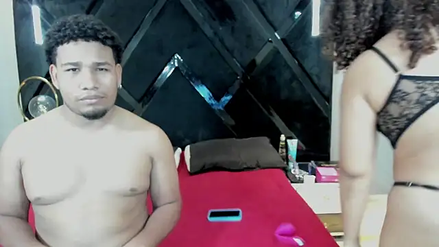 Snapshot of LucasandSasha chatting on April 12, 2026, 7:17 pm LucasandSasha online show from April 12, 2026, 7:17 pm