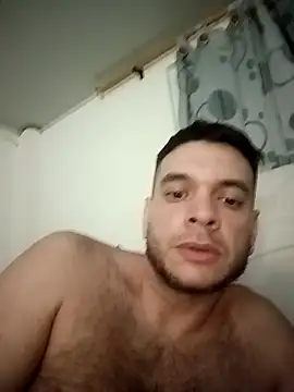 Snapshot of AlejoLatino chatting on September 20, 2025, 7:13 am AlejoLatino online show from September 20, 2025, 7:13 am