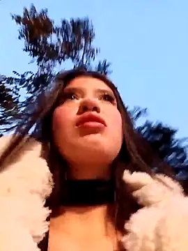Snapshot of SALOME-28_ chatting on April 30, 2026, 11:20 pm SALOME-28 online show from April 30, 2026, 11:20 pm