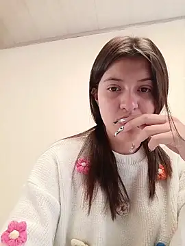 Snapshot of SALOME-28_ chatting on October 14, 2025, 2:50 pm SALOME-28 online show from October 14, 2025, 2:50 pm