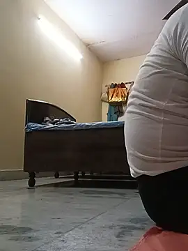 ROXX121 online show from October 9, 2025, 2:23 am