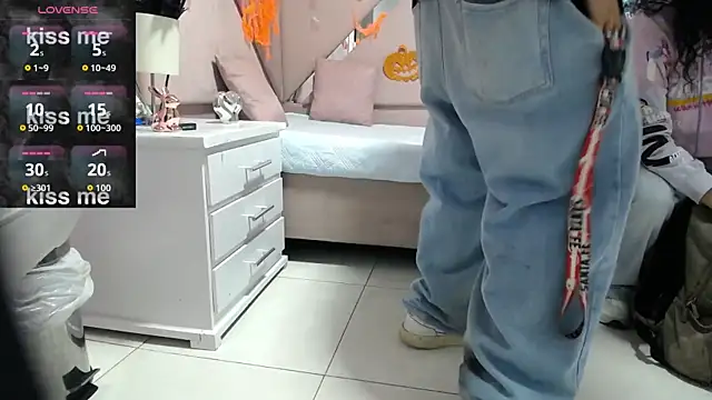 oblivionlove online show from October 21, 2025, 8:30 pm