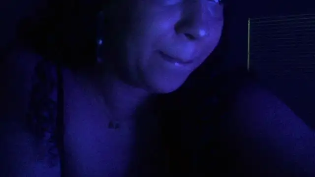 Snapshot of lotuzpetals chatting on October 10, 2025, 6:58 am lotuzpetals online show from October 10, 2025, 6:58 am