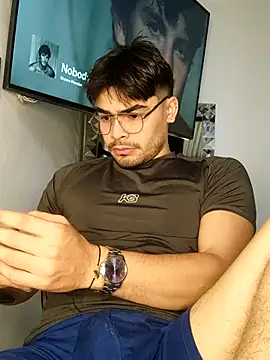 Mason grey online show from October 27, 2025, 12:28 pm