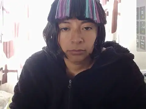 Snapshot of Acelinrose chatting on April 18, 2026, 9:15 pm Acelinrose online show from April 18, 2026, 9:15 pm