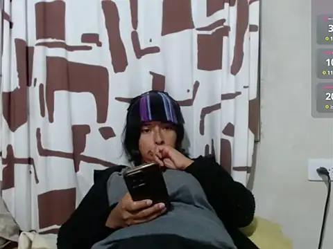 Snapshot of Acelinrose chatting on April 25, 2026, 1:08 am Acelinrose online show from April 25, 2026, 1:08 am
