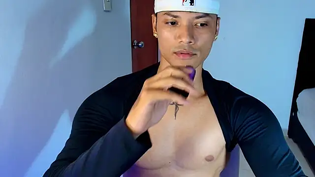 Snapshot of Bryan_boy1 chatting on September 20, 2025, 1:32 am Bryan boy1 online show from September 20, 2025, 1:32 am