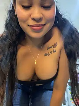 FOX LATINA online show from April 7, 2026, 12:23 am