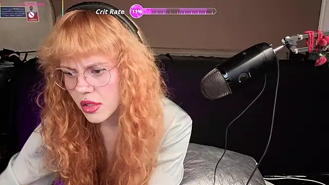 Snapshot of tacodeluxxxe chatting on February 4, 2026, 3:23 am tacodeluxxxe online show from February 4, 2026, 3:23 am