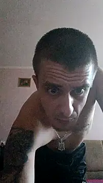 Snapshot of Adidas7217 chatting on November 9, 2025, 7:45 am Adidas7217 online show from November 9, 2025, 7:45 am