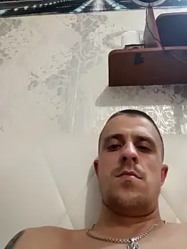 Adidas7217 online show from March 11, 2026, 8:14 pm