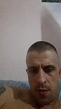 Snapshot of Adidas7217 chatting on November 16, 2025, 9:30 pm Adidas7217 online show from November 16, 2025, 9:30 pm