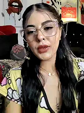 ValeNiitaLuv online show from February 14, 2026, 6:24 am