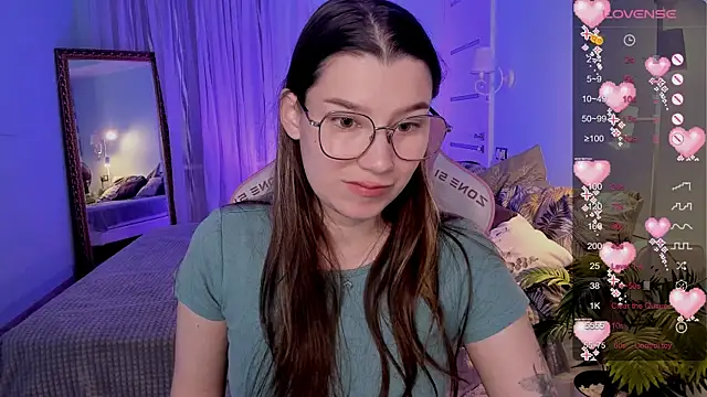 LinaBlossom  online show from July 18, 2026, 2:31 am