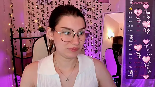 LinaBlossom  online show from July 20, 2026, 7:05 am