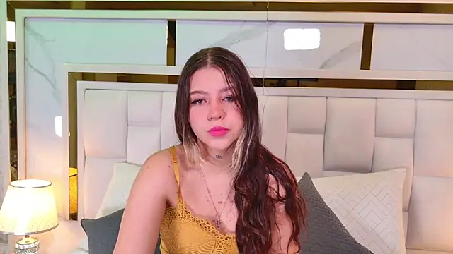 Snapshot of samanthaa_sm chatting on December 18, 2025, 11:47 am samanthaa sm online show from December 18, 2025, 11:47 am