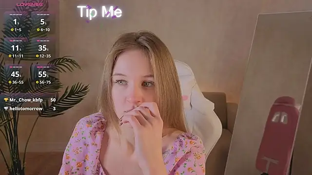 kianawhite online show from December 5, 2025, 4:44 am