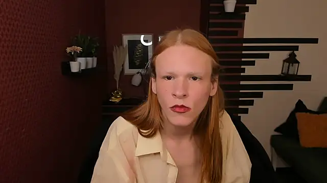 ChloeValentinee online show from November 5, 2025, 12:41 pm