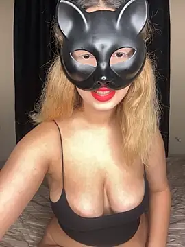 Snapshot of aliandmelisa chatting on October 21, 2025, 4:39 pm aliandmelisa online show from October 21, 2025, 4:39 pm