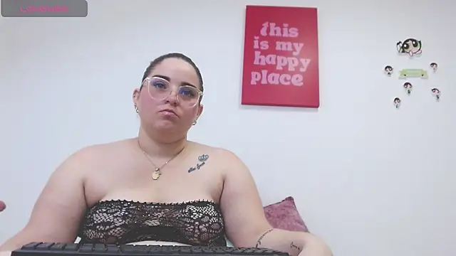 AmandaaWats online show from March 16, 2026, 8:33 pm