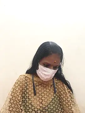 Tamil Yalini12 online show from December 3, 2025, 8:25 am