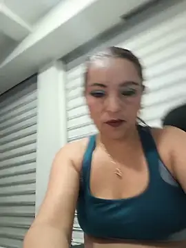 Alisson Stonee online show from May 13, 2026, 9:22 pm