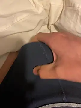 big dick horny boy online show from November 22, 2025, 9:02 pm