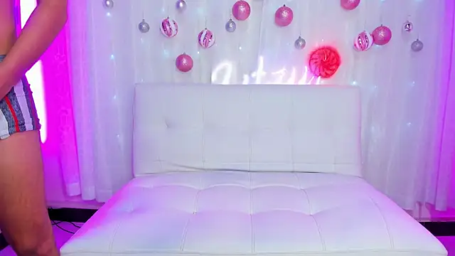 Snapshot of Pink1_ chatting on January 8, 2026, 6:03 pm Pink1 online show from January 8, 2026, 6:03 pm