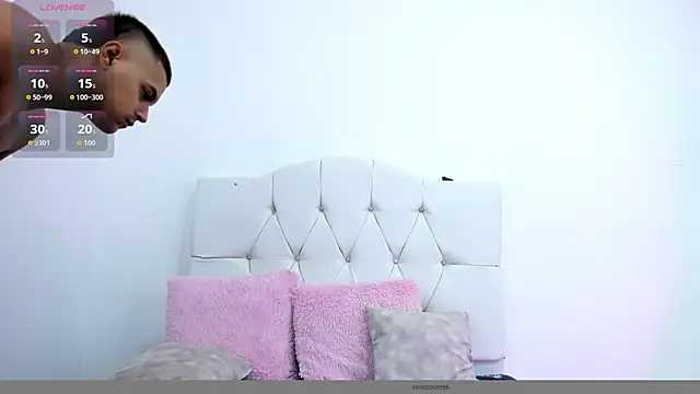 celestederek online show from November 20, 2025, 12:17 pm