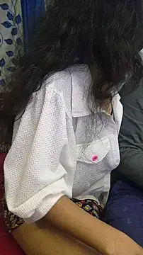 hotestfantasy online show from November 30, 2025, 6:52 pm