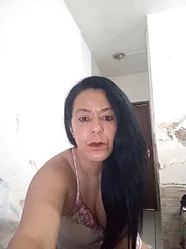 lucineia7 online show from October 6, 2025, 3:51 am