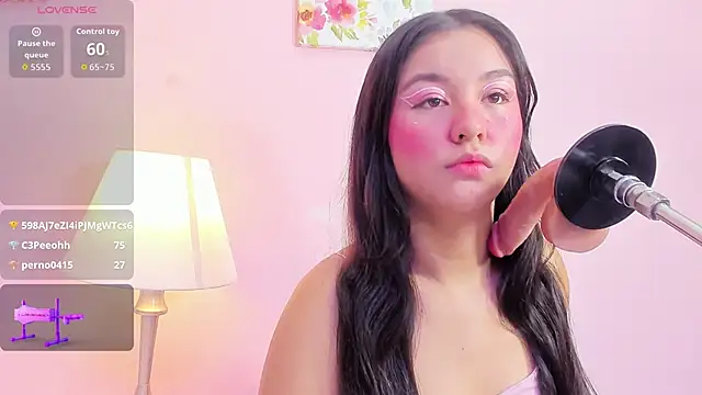 Snapshot of mia_celezte chatting on October 23, 2025, 11:42 am mia celezte online show from October 23, 2025, 11:42 am